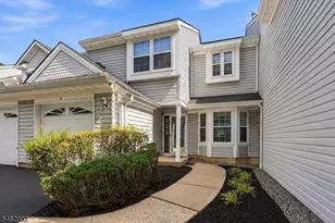 11 Vreeland Ct, Sayreville Boro, NJ 08872 - Photo 2