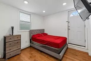 66 Oak Ave, Irvington, NJ 07111 - Photo 24