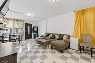 66 Oak Ave, Irvington, NJ 07111 - Photo 8