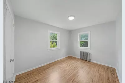 1019 Rivington St, Roselle, NJ 07203 - Photo 26
