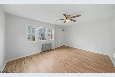 1019 Rivington St, Roselle, NJ 07203 - Photo 12