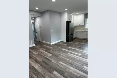 70 Richard St #3, Passaic, NJ 07055 - Photo 14
