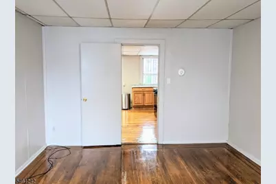 201 Clinton Ave, Jersey City, NJ 07304 - Photo 10