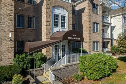 53 Ridgeview Ln #53, Mount Arlington, NJ 07856 - Photo 2