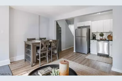 18 Jersey St #18B, Bloomfield, NJ 07003 - Photo 2