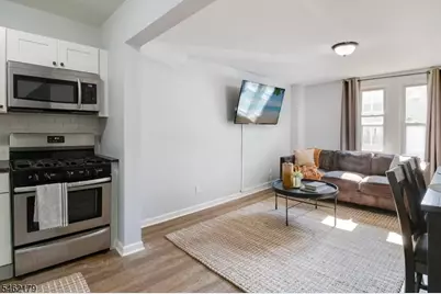 18 Jersey St #18B, Bloomfield, NJ 07003 - Photo 8