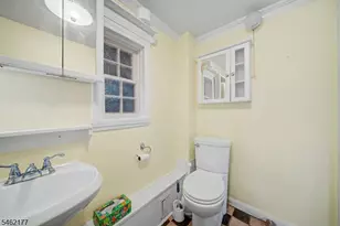13 Spruce Pl, Denville, NJ 07834 - Photo 18