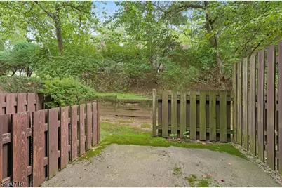 161 Marion Dr, West Orange Township, NJ 07052 - Photo 28