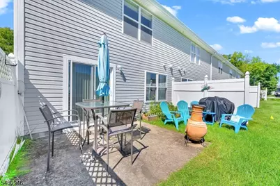 17 Beechmont Ter, Hardyston Township, NJ 07419 - Photo 8