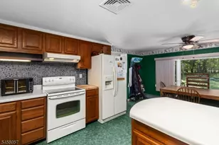 11 Doris Dr, Frankford Township, NJ 07860 - Photo 8
