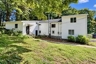 240 Russia Rd, Jefferson Township, NJ 07438 - Photo 2