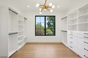 2 Heather Ln, Scotch Plains Township, NJ 07076 - Photo 8