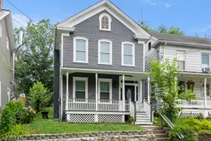 119 Wall St, Belvidere, NJ 07823 - Photo 2
