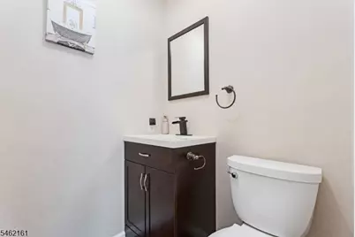 27 Strickland Ave, Little Falls Township, NJ 07424 - Photo 8