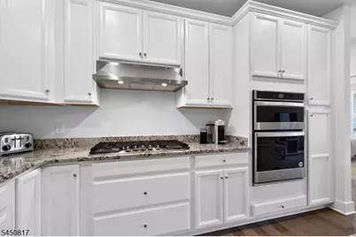 1 Vanderbilt Blvd #303, Florham Park, NJ 07932 - Photo 6