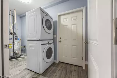 1034 William St, Unit #B, Elizabeth, NJ 07201 - Photo 14