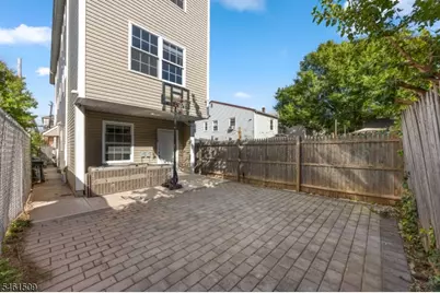 1034 William St, Unit #B, Elizabeth, NJ 07201 - Photo 16