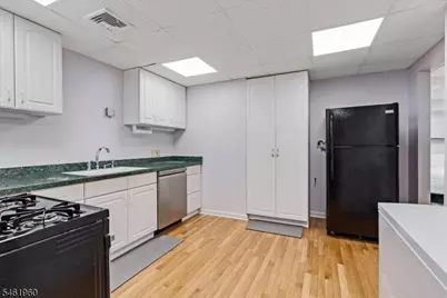 37 Jani Ct, Clifton, NJ 07013 - Photo 30