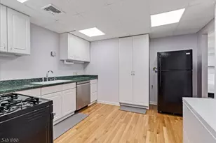 37 Jani Ct, Clifton, NJ 07013 - Photo 30