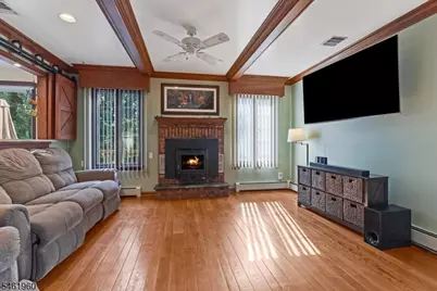 37 Jani Ct, Clifton, NJ 07013 - Photo 14