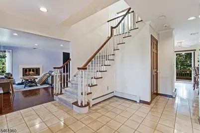37 Jani Ct, Clifton, NJ 07013 - Photo 4
