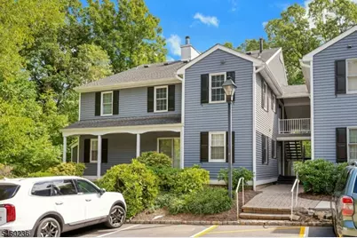131 Countryside Dr, Bernards Township, NJ 07920 - Photo 4