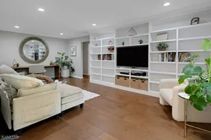 131 Countryside Dr, Bernards Township, NJ 07920 - Photo 8
