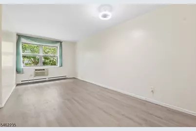 300 Lookout Ave, Hackensack, NJ 07601 - Photo 4