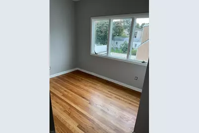 660 Summer St, Elizabeth, NJ 07202 - Photo 2