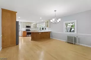 166 Crescent Ave, Waldwick, NJ 07463 - Photo 12
