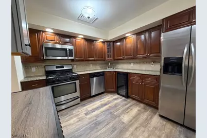 727 Joralemon St #5, Belleville, NJ 07109 - Photo 6