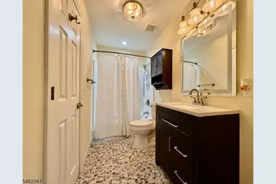 727 Joralemon St #5, Belleville, NJ 07109 - Photo 12