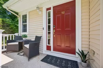 52 Henry Ct, Mount Arlington, NJ 07856 - Photo 2