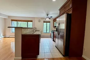 727 Joralemon St, Belleville, NJ 07109 - Photo 4