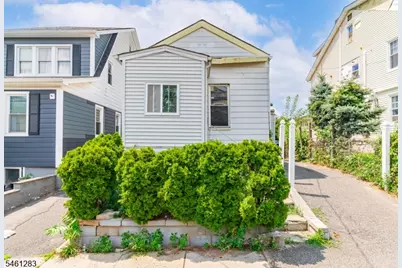59 Augusta St, Irvington, NJ 07111 - Photo 2