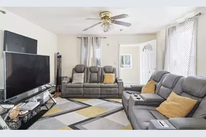 59 Augusta St, Irvington, NJ 07111 - Photo 4