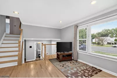 2 Braemar Cir, Cranford Township, NJ 07016 - Photo 8