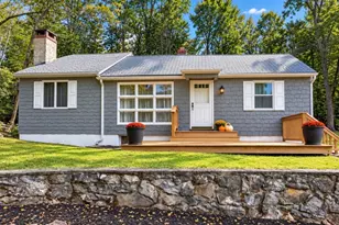 916 Cedar Dr, Stillwater, NJ 07860 - Photo 1