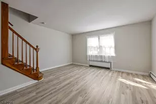 122 Westview Ave, Paramus, NJ 07652 - Photo 2