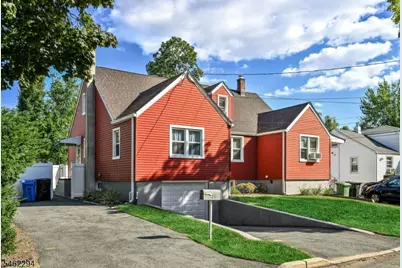 122 Westview Ave, Paramus, NJ 07652 - Photo 1