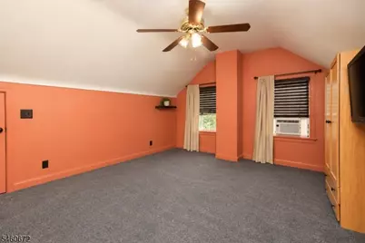 82 Perry St, Belleville, NJ 07109 - Photo 18