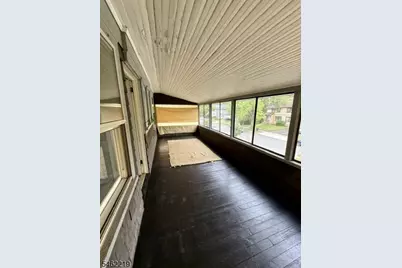 17 Oxford St, Montclair, NJ 07042 - Photo 16