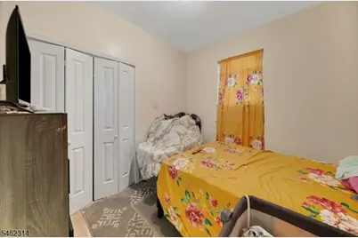 1013 Flora St, Elizabeth, NJ 07201 - Photo 6