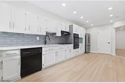 813 20th St, Union City, NJ 07087 - Photo 10