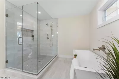 105 Wyoming St, Westfield, NJ 07090 - Photo 8