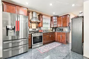 46 Grace St, Jersey City, NJ 07307 - Photo 6
