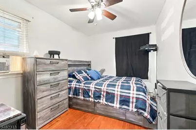 46 Grace St, Jersey City, NJ 07307 - Photo 14