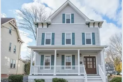 27 Center St, Chatham, NJ 07928 - Photo 2