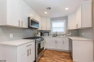 27 Center St, Chatham, NJ 07928 - Photo 6