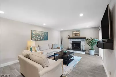 6 Selmar Ter, East Hanover Township, NJ 07936 - Photo 14